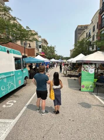 Shoppers at Tower Grove Farmers Market